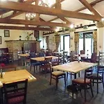 Holly Hill Inn