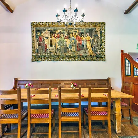 Holly Hill 여관 3*